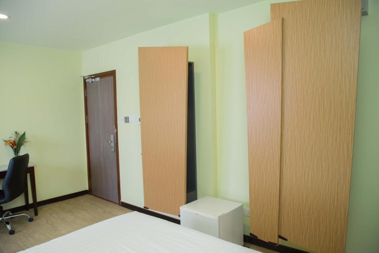 The Capital Residence Suites Бандар-Сери-Бегаван Экстерьер фото